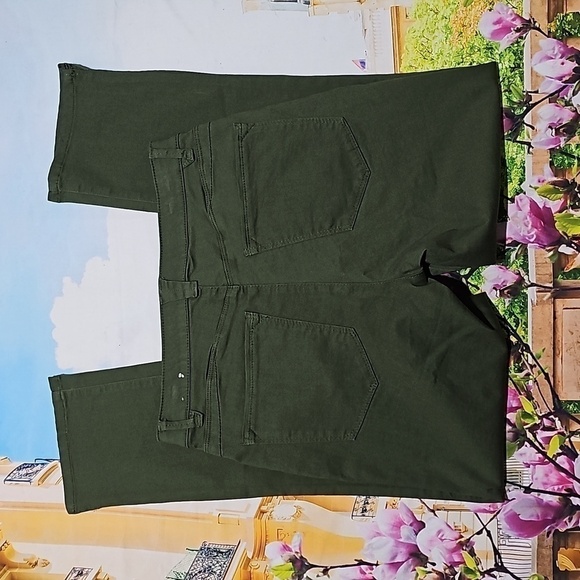 Wit & Wisdom Green Jeans Size 6 - Picture 5 of 5